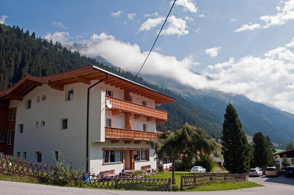 Appartements Schmalzerhof Gries im Sellrain Bagian luar foto