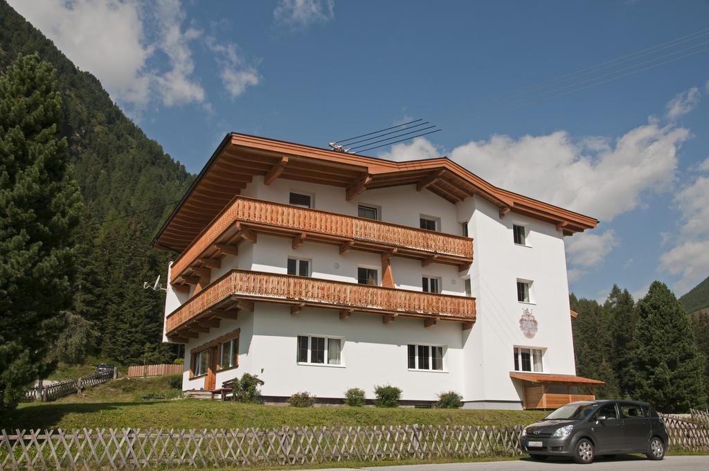 Appartements Schmalzerhof Gries im Sellrain Bagian luar foto