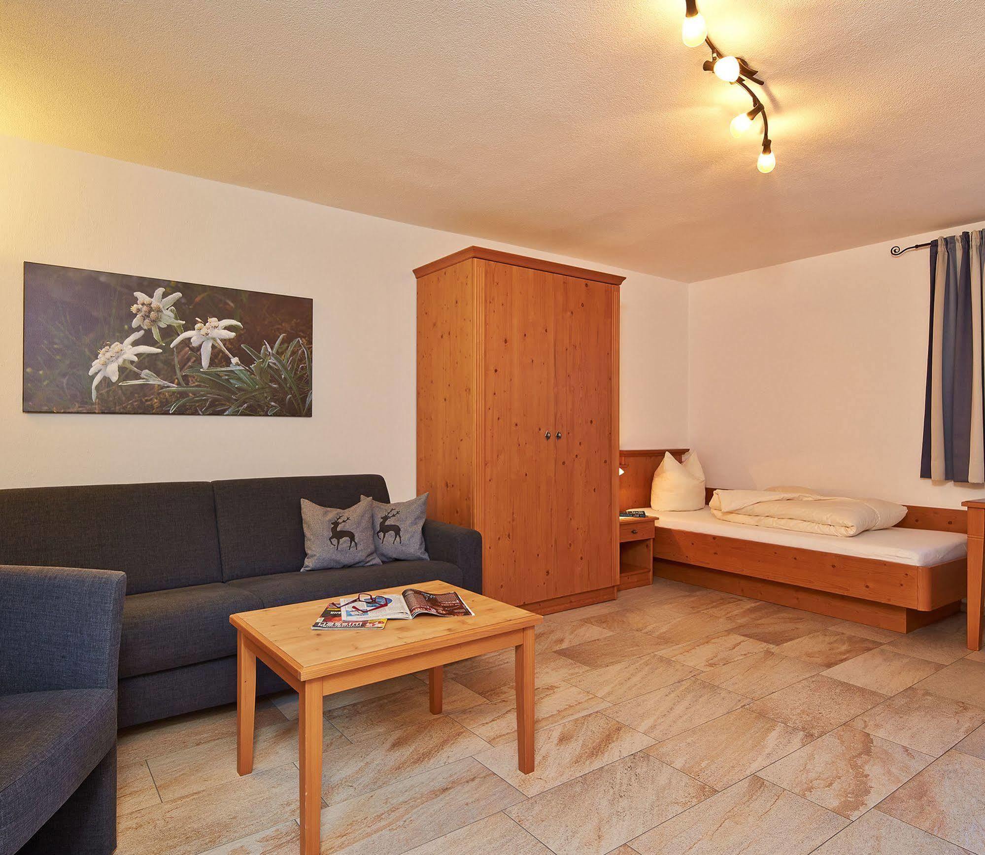 Appartements Schmalzerhof Gries im Sellrain Bagian luar foto